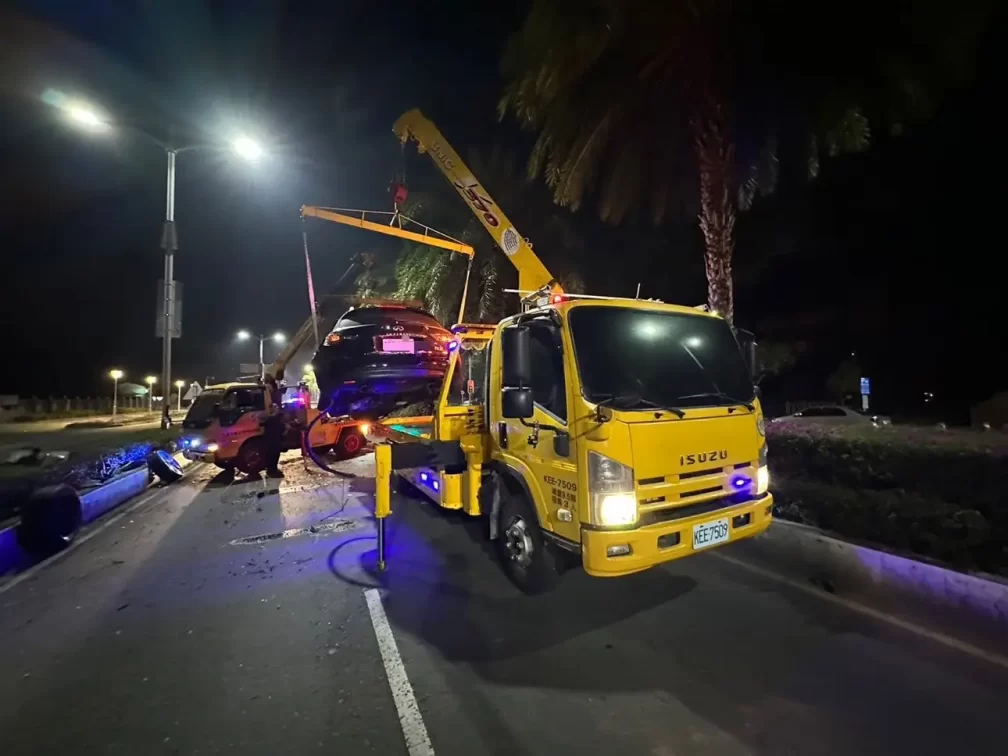 辰瑒24H道路救援-高雄屏東汽機車道路救援推薦,24H服務專業拖吊-服務案例2-2