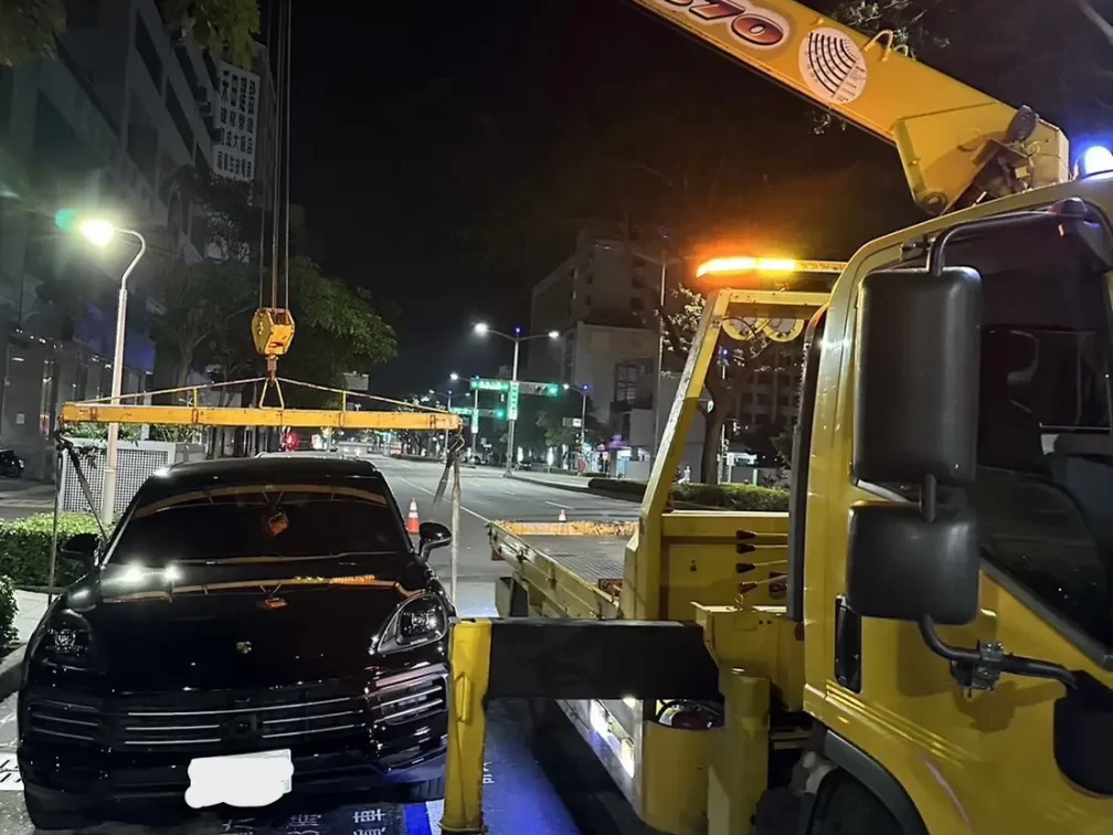 辰瑒24H道路救援-高雄屏東汽機車道路救援推薦,24H服務專業拖吊-服務案例2-8