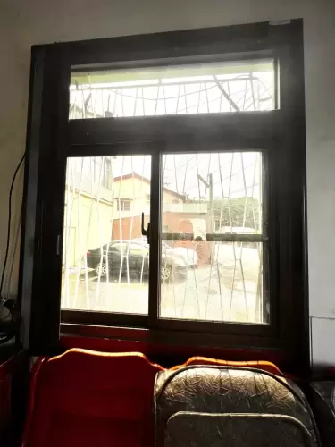 摺疊 紗門窗