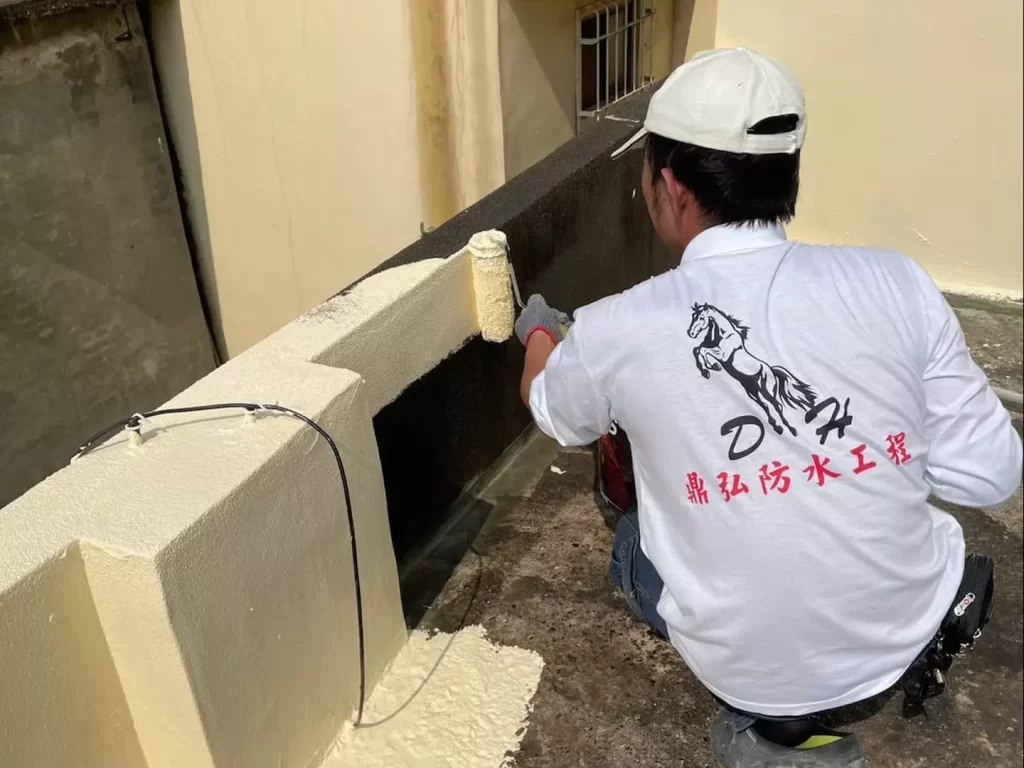 高雄防水抓漏推薦-鼎弘防水工程-屋頂防水隔熱,高雄壁癌處理,高雄外牆防水-首頁素材4
